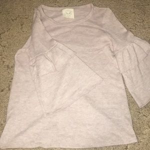 knitted, 3/4 ruffle sleeve light lavender top